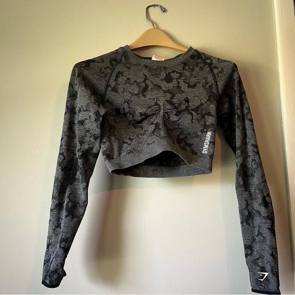 Gymshark camo long sleeve top (new without tags) - Picture 7 of 7